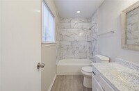 2219 Place Rebecca Ln photo'