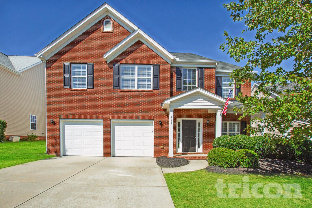 2625 Sierra Chase Dr in Monroe, NC - Building Photo