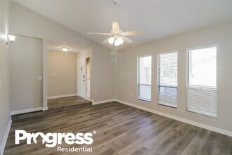 13700 Whitby Rd in Hudson, FL - Building Photo - Building Photo
