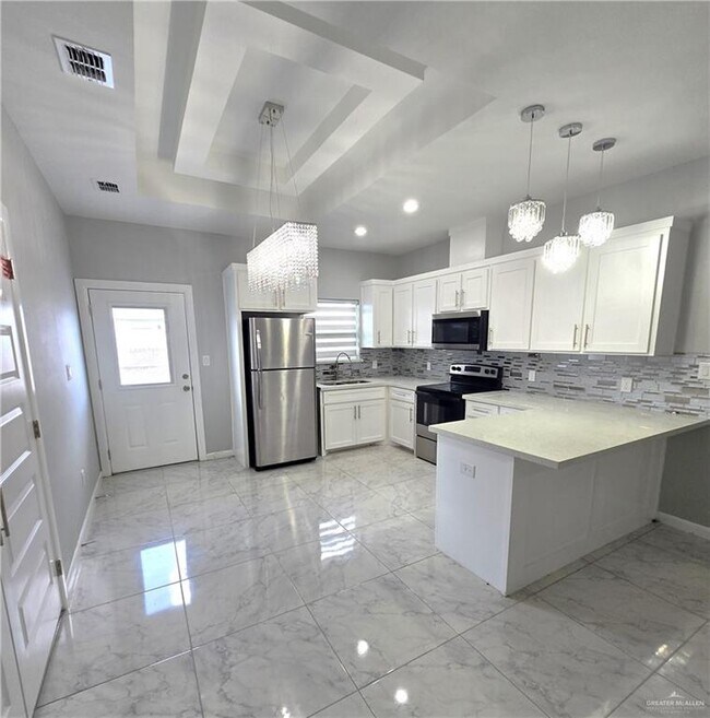 919 N Blair Ave-Unit -4 in Edinburg, TX - Building Photo - Building Photo