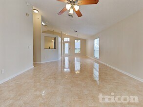 2988 Plum Orchard Dr in Orange Park, FL - Foto de edificio - Building Photo