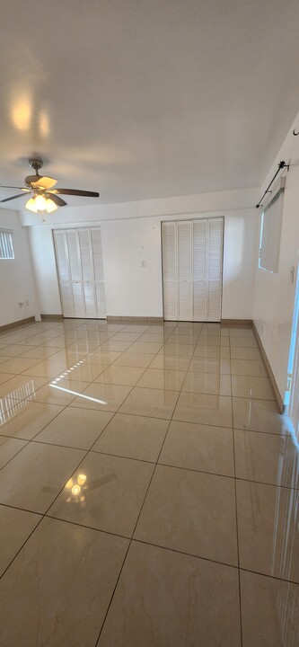 1511 NE 160th St in North Miami Beach, FL - Building Photo