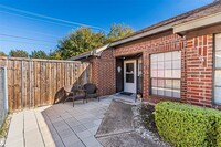 2124 Prairie Creek Trail in Garland, TX - Building Photo - Building Photo