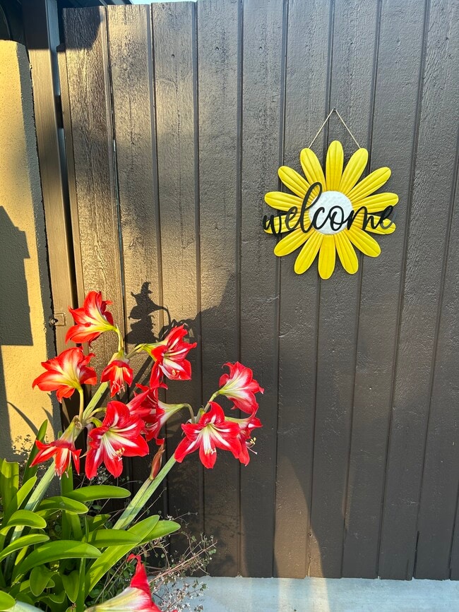 property at 8208 Truxton Ave