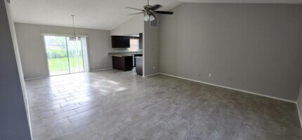 391 Buttonwood Dr in Kissimmee, FL - Building Photo - Building Photo
