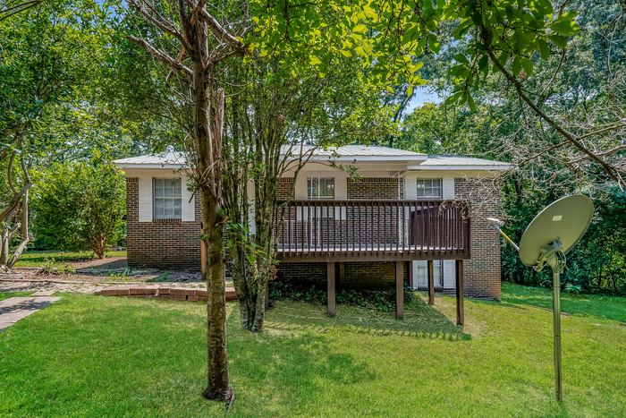 9302 Marsh Mountain Rd in Pinson, AL - Building Photo