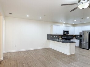 3317 E Wild Horse Privado in Ontario, CA - Building Photo - Building Photo