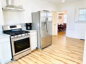 713 Front St in Lynden, WA - Building Photo - Building Photo