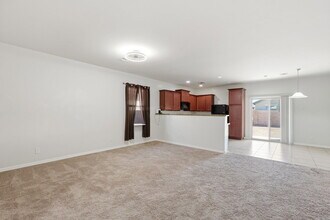 6737 S Cut Bow Dr in Tucson, AZ - Building Photo - Building Photo