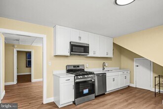 35 3rd Ave in Lansdowne, MD - Building Photo - Building Photo