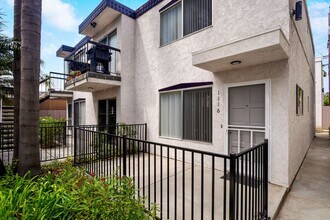 1116 Thomas Ave in San Diego, CA - Building Photo - Building Photo