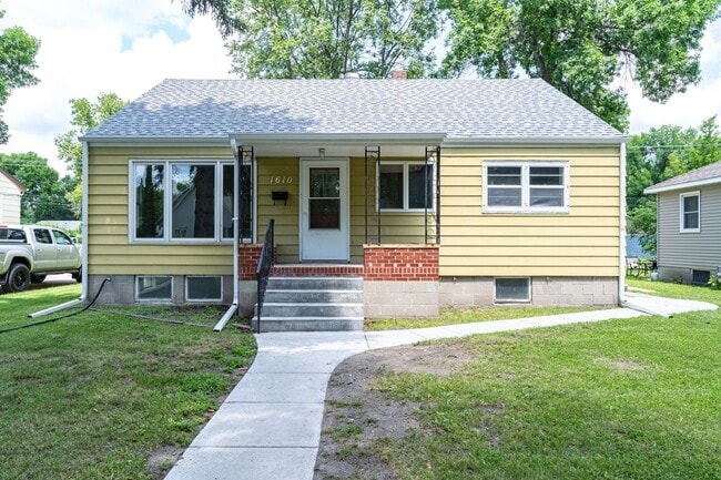 property at 1610 9th Ave N