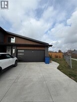 55 Clara Cres in Chatham, ON - Building Photo