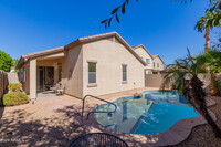 17271 W Smokey Dr in Surprise, AZ - Foto de edificio - Building Photo