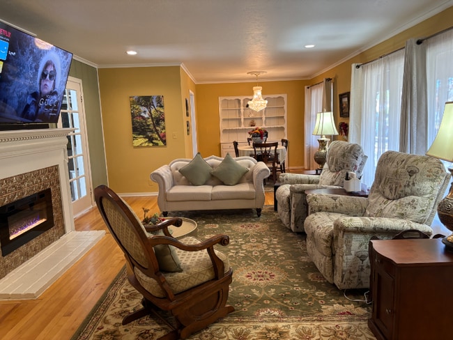 property at 11724 Alta Vista Ave