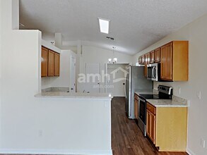 7590 Fawn Lake Dr N in Jacksonville, FL - Building Photo - Building Photo