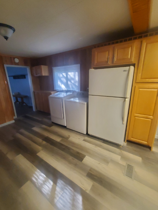 655 W Wylie Ave in Washington, PA - Building Photo