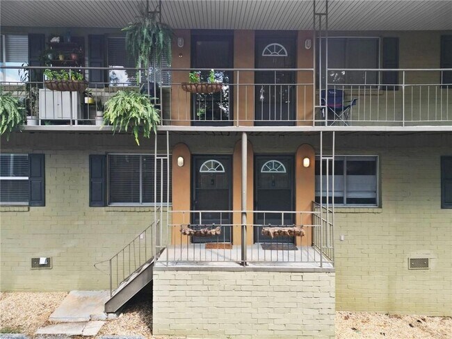 520 Park Ave SE, Unit 7 in Atlanta, GA - Building Photo - Building Photo