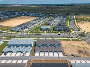 4565 US-1 in Clermont, FL - Building Photo - Building Photo