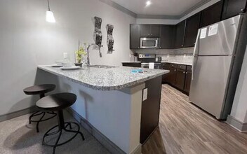 700 Venue Wy in Alpharetta, GA - Building Photo - Building Photo