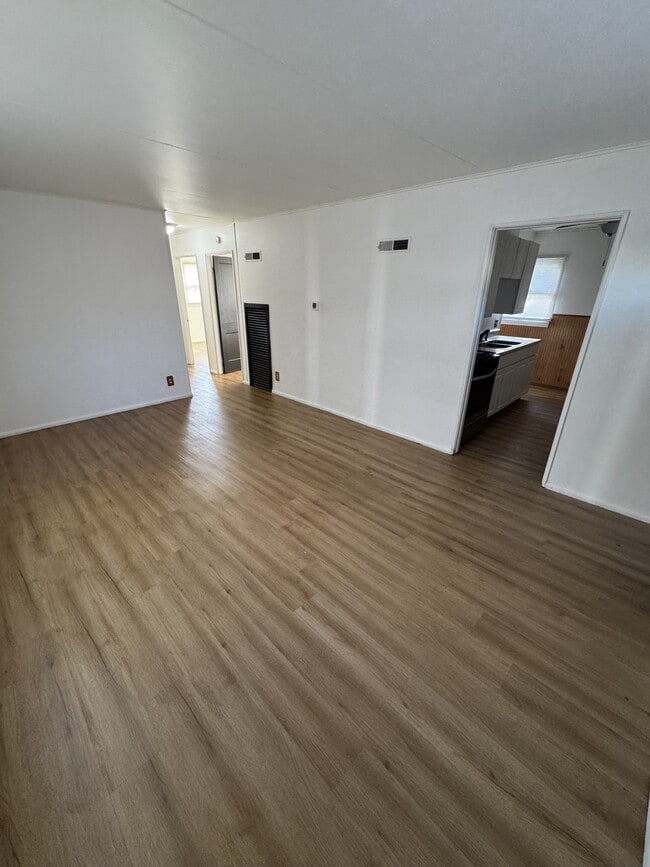 property at 2916 Reynolds St