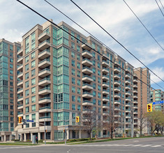 The Paramount in Toronto, ON - Building Photo - Building Photo