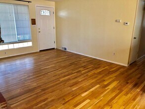 804 NE 123rd St in Seattle, WA - Building Photo - Building Photo