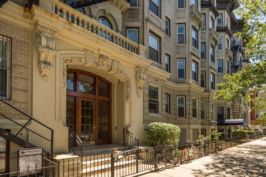 1298 Commonwealth Avenue Photo