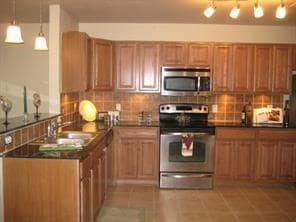 3908 Oceanside Dr in Euless, TX - Building Photo - Building Photo