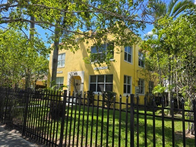 1000 SW 12th Ct, Unit 3