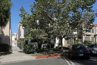 343 S Detroit St in Los Angeles, CA - Building Photo - Primary Photo