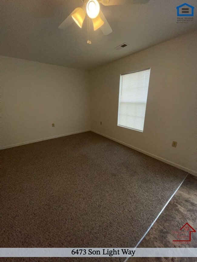 6473 Son Light Way, Unit 4-505 in Knoxville, TN - Foto de edificio - Building Photo