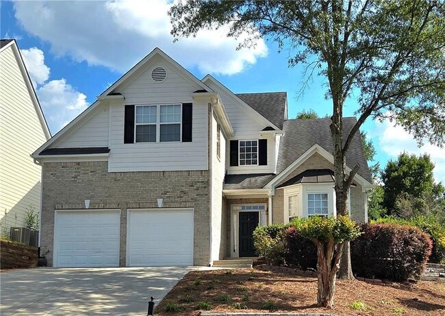 property at 621 Roxtree Ct NE