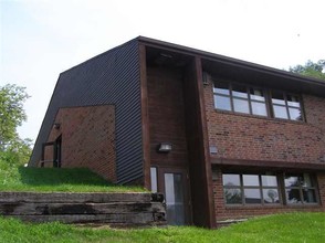 523 Mullberry St in Cassville, WI - Foto de edificio - Building Photo