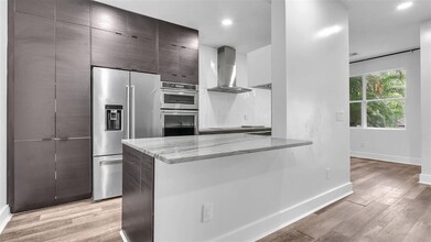 285 River Bluff Ln in Royal Palm Beach, FL - Building Photo - Building Photo
