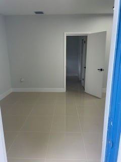 2463 Lincoln St, Unit C in Hollywood, FL - Foto de edificio - Building Photo