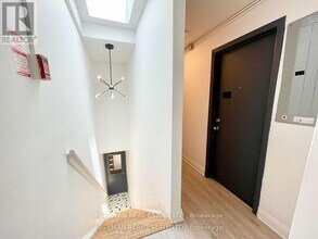 15 Thorburn Ave in Toronto, ON - Building Photo - Building Photo