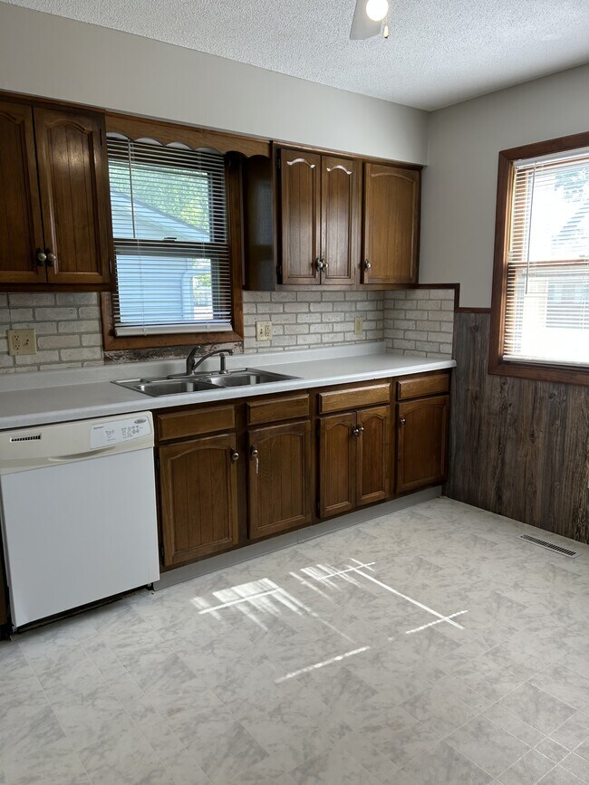 property at 2305 Maple Blvd
