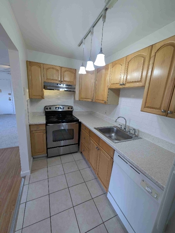 4 White Gate Rd in Wappingers Falls, NY - Building Photo - Building Photo