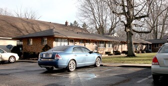 215 N Indiana St in Plainfield, IN - Building Photo