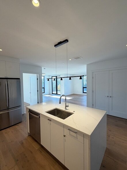 1121 Dorchester Ave, Unit 206 in Boston, MA - Building Photo - Building Photo