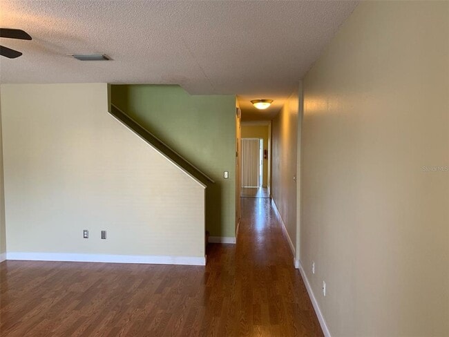 2115 Fluorshire Dr in Brandon, FL - Building Photo - Building Photo
