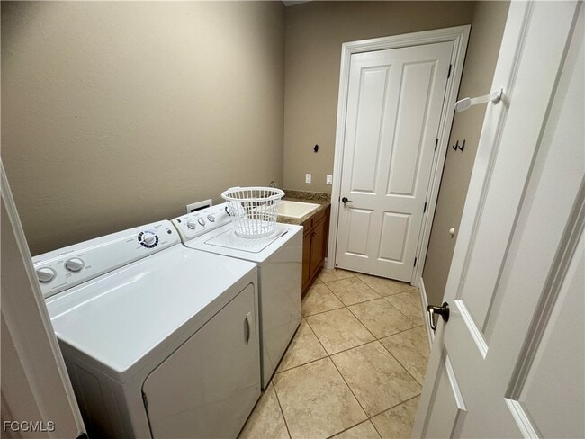 property at 11848 Rosalinda Ct