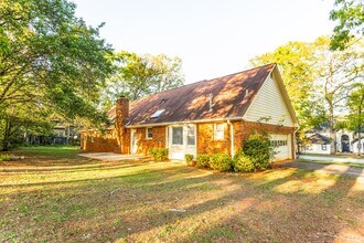 3301 Sams Way SE in Conyers, GA - Building Photo - Building Photo