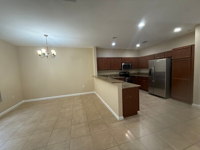 3236 NW 31st Terrace in Lauderdale Lakes, FL - Building Photo - Building Photo