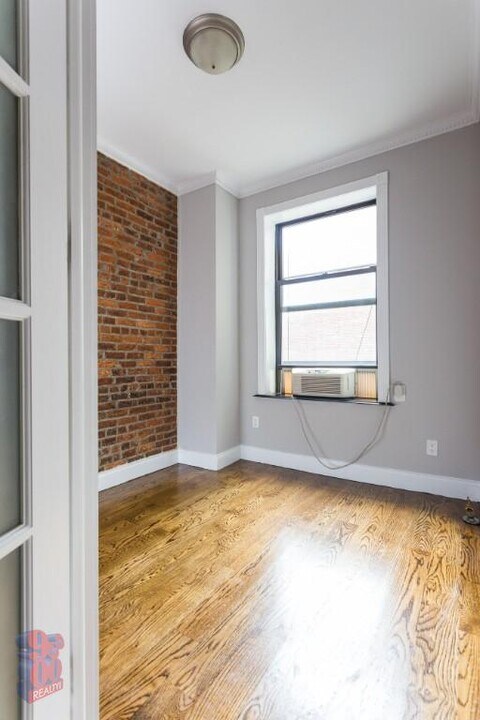 20 Prince St in New York, NY - Building Photo