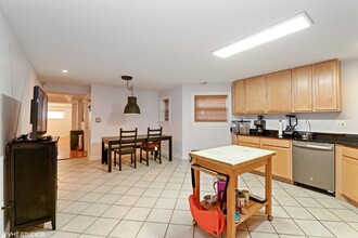 1336 W Elmdale Ave in Chicago, IL - Building Photo - Building Photo