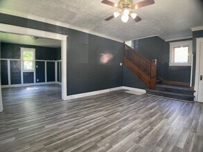 1800 W Fredonia Ave in Peoria, IL - Building Photo - Building Photo