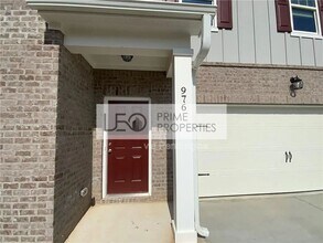 976 Feldman Chase in Loganville, GA - Building Photo - Building Photo