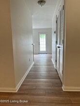 524 Jurich Ct in Simpsonville, KY - Building Photo - Building Photo